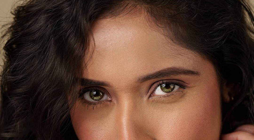 Green Colored Contacts